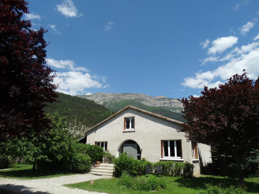 L'Enclos B&B Châtillon-en-Diois Kültér fotó