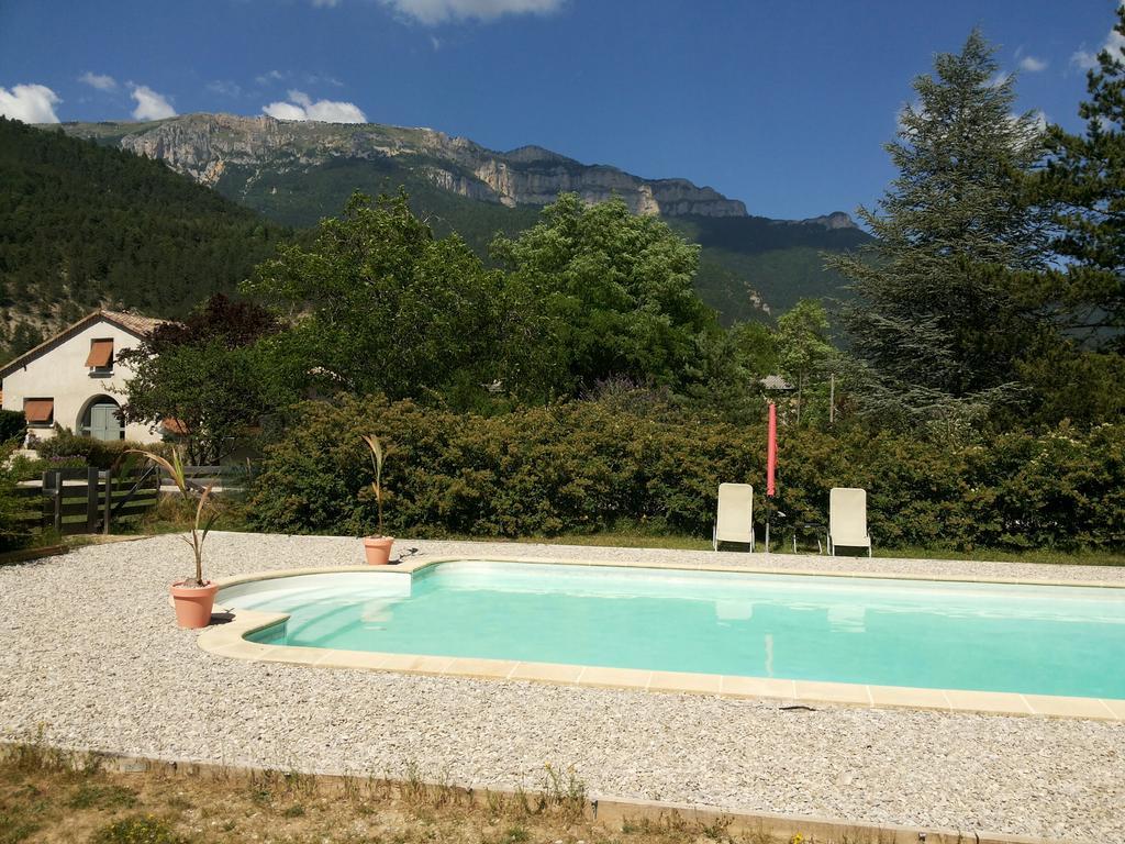L'Enclos B&B Châtillon-en-Diois Kültér fotó