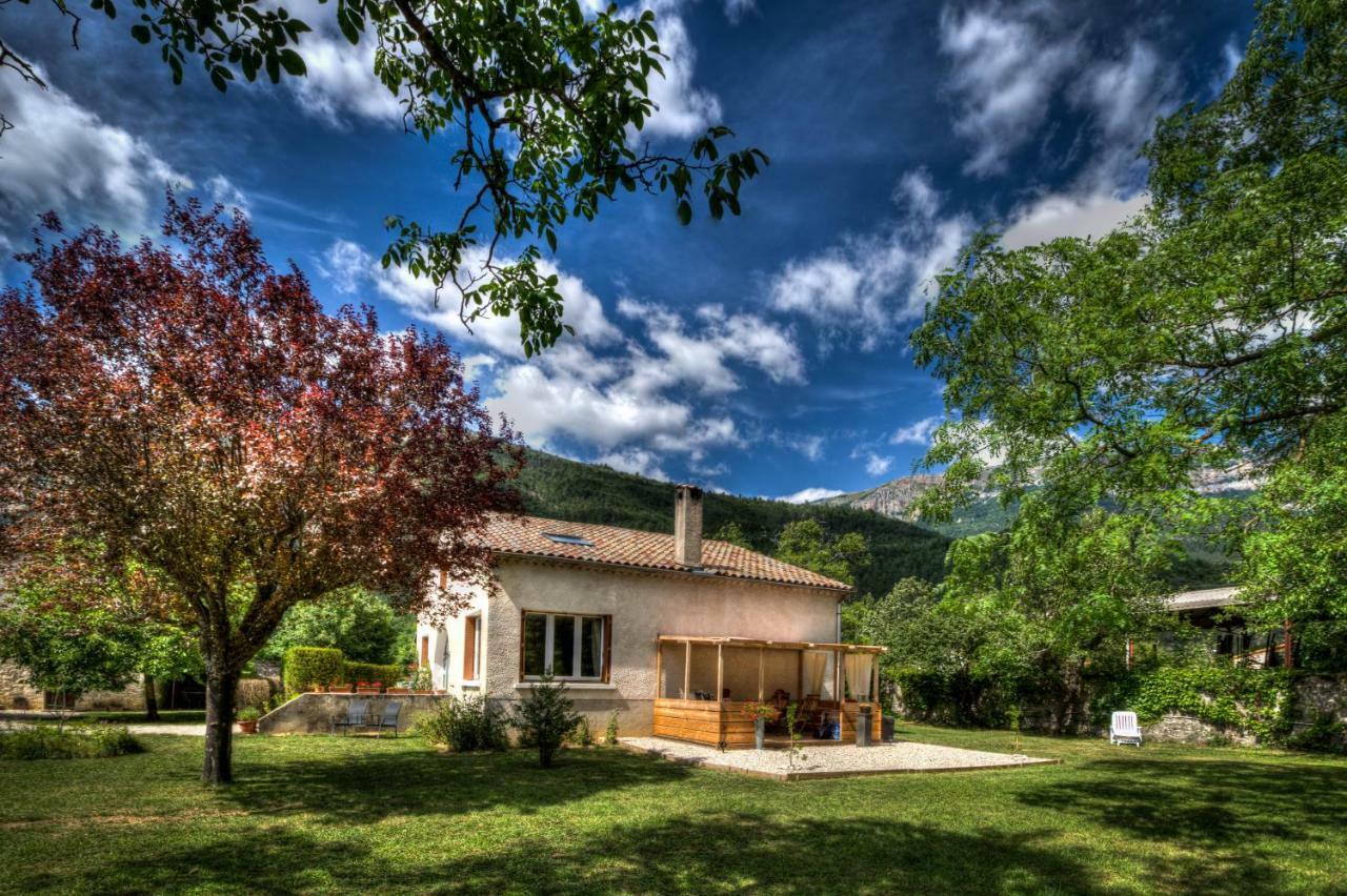 L'Enclos B&B Châtillon-en-Diois Kültér fotó