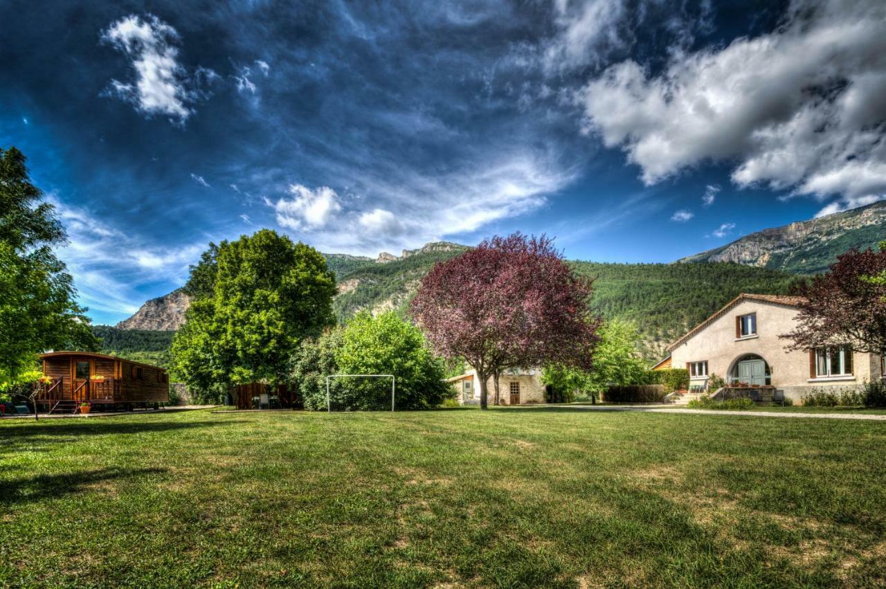 L'Enclos B&B Châtillon-en-Diois Kültér fotó